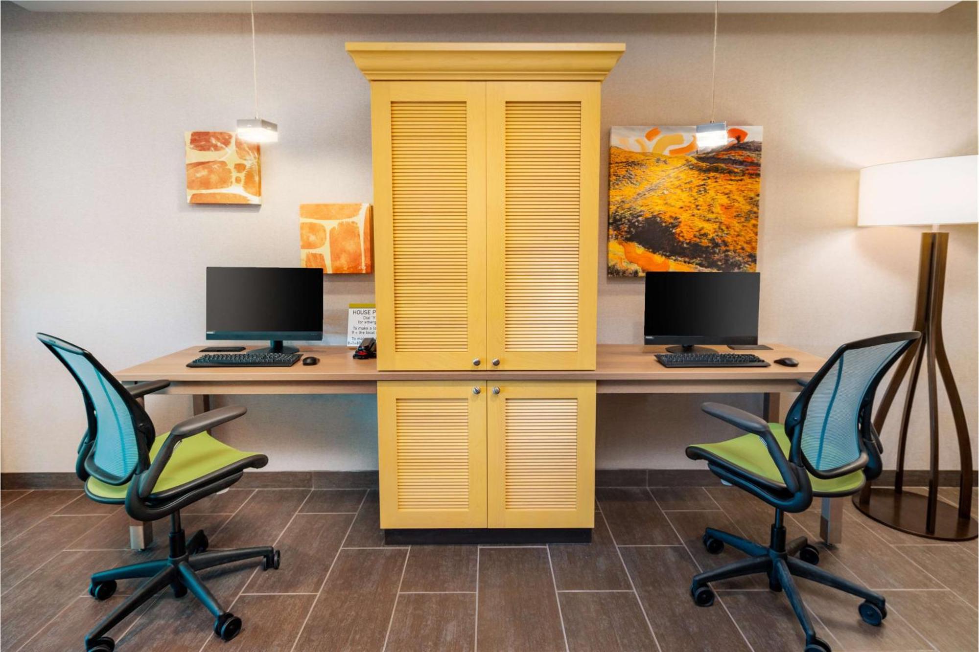 Home2 Suites Corona, Ca エクステリア 写真